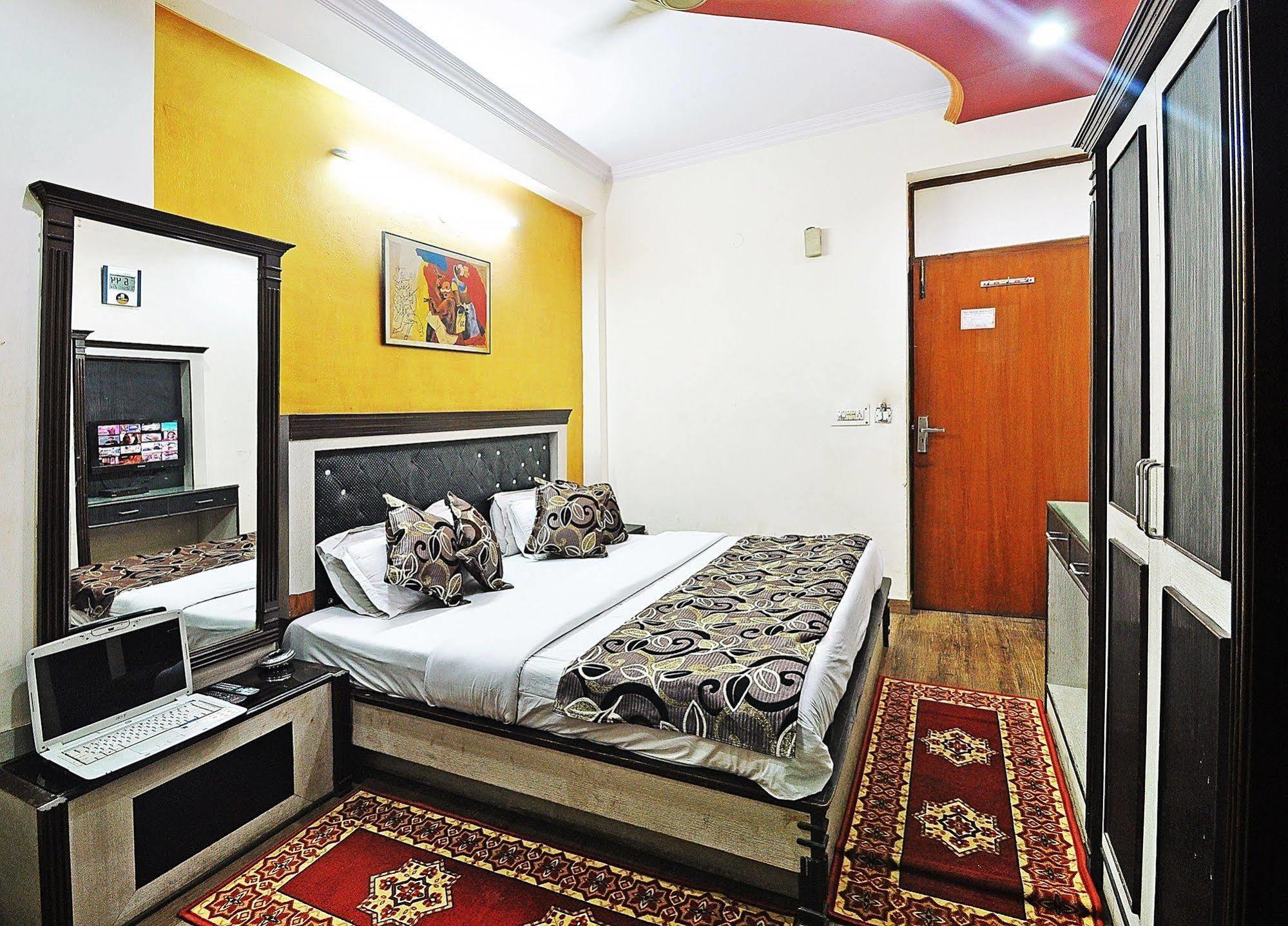 Hotel Shiva Intercontinental New Delhi Exterior photo